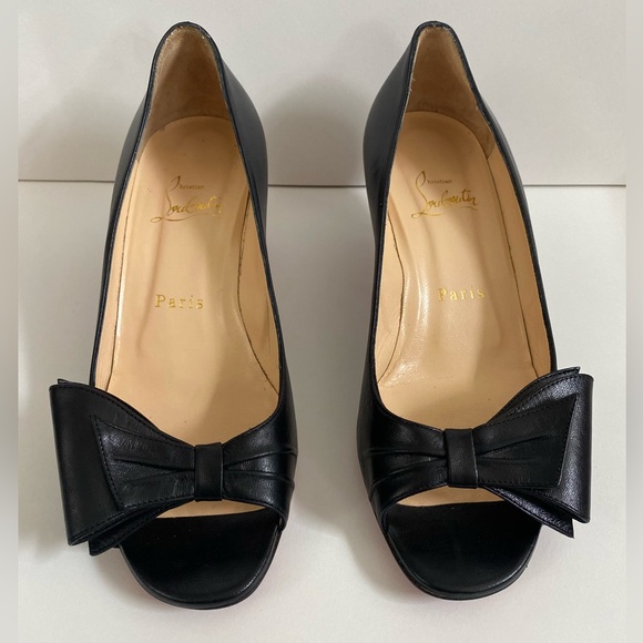 ✨ CHRISTIAN LOUBOUTIN peep toe kitten heels - Picture 2 of 16